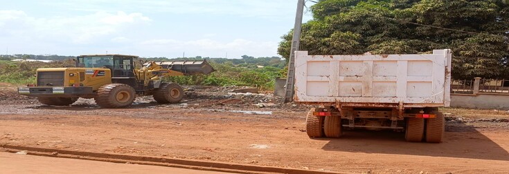 Batouri entre dans une nouvelle ère de salubrité : l’action déterminée du maire Auberlin Mbelessa saluée par tous